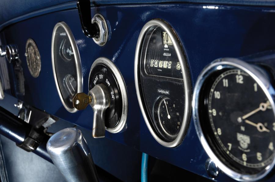 Панель приборов Dort Six Coupe 1924 года  (фото 4 из 9)